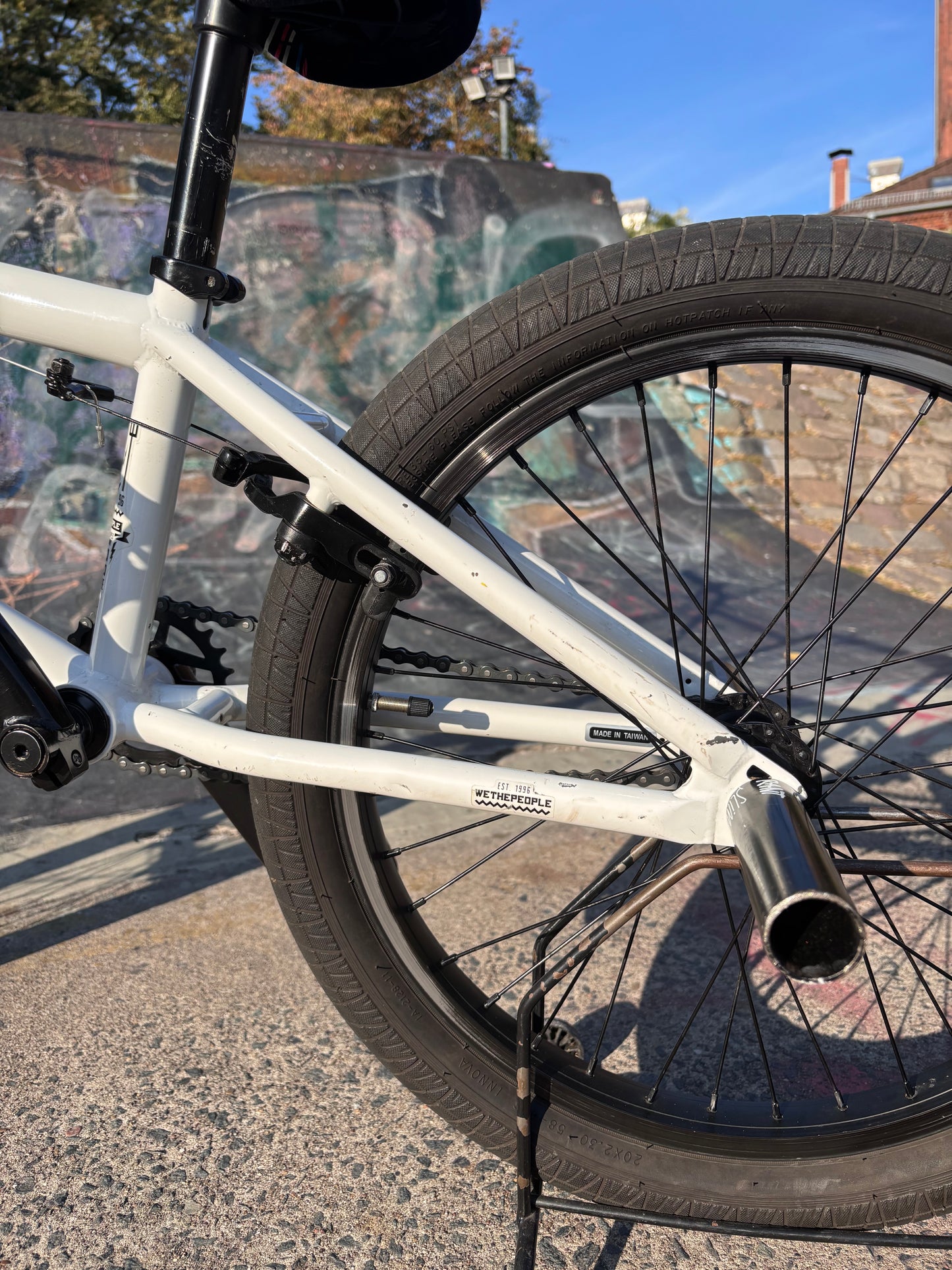 SECOND HAND Mankind Planet x Wethepeople BMX Rad White