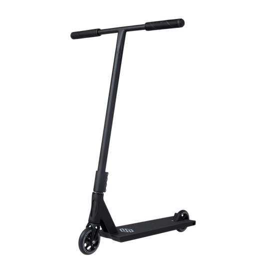 Striker Gravis Stunt Scooter Black